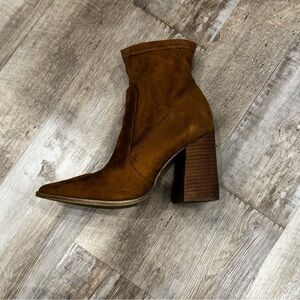 Steve Madden Brown Suede Booties